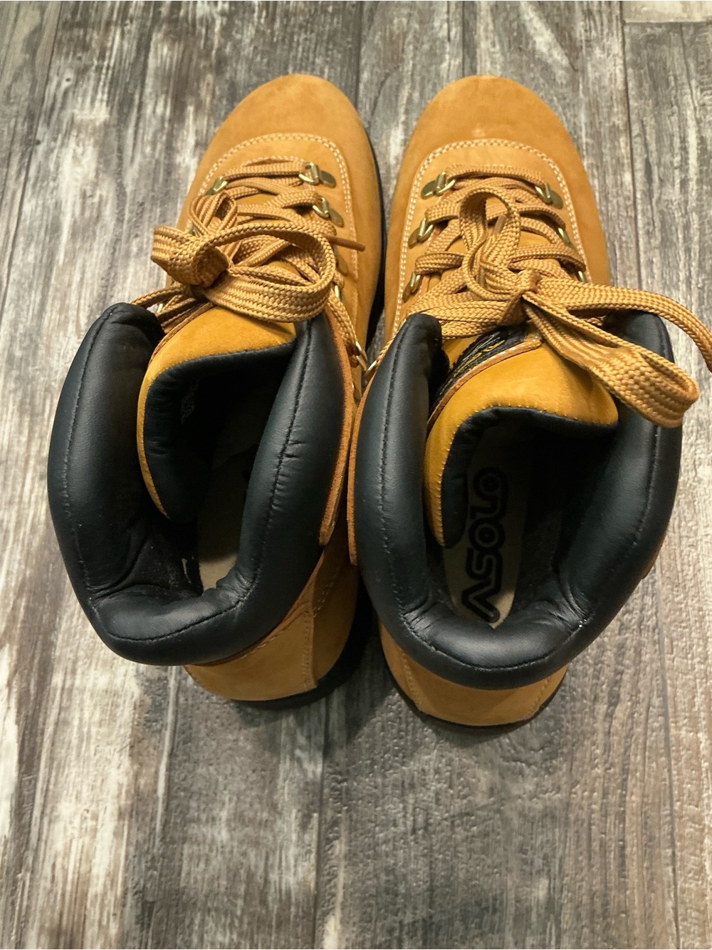 NWOB Men's Tan Waterproof Hiker Boots Size 11 - Picture 10 of 16
